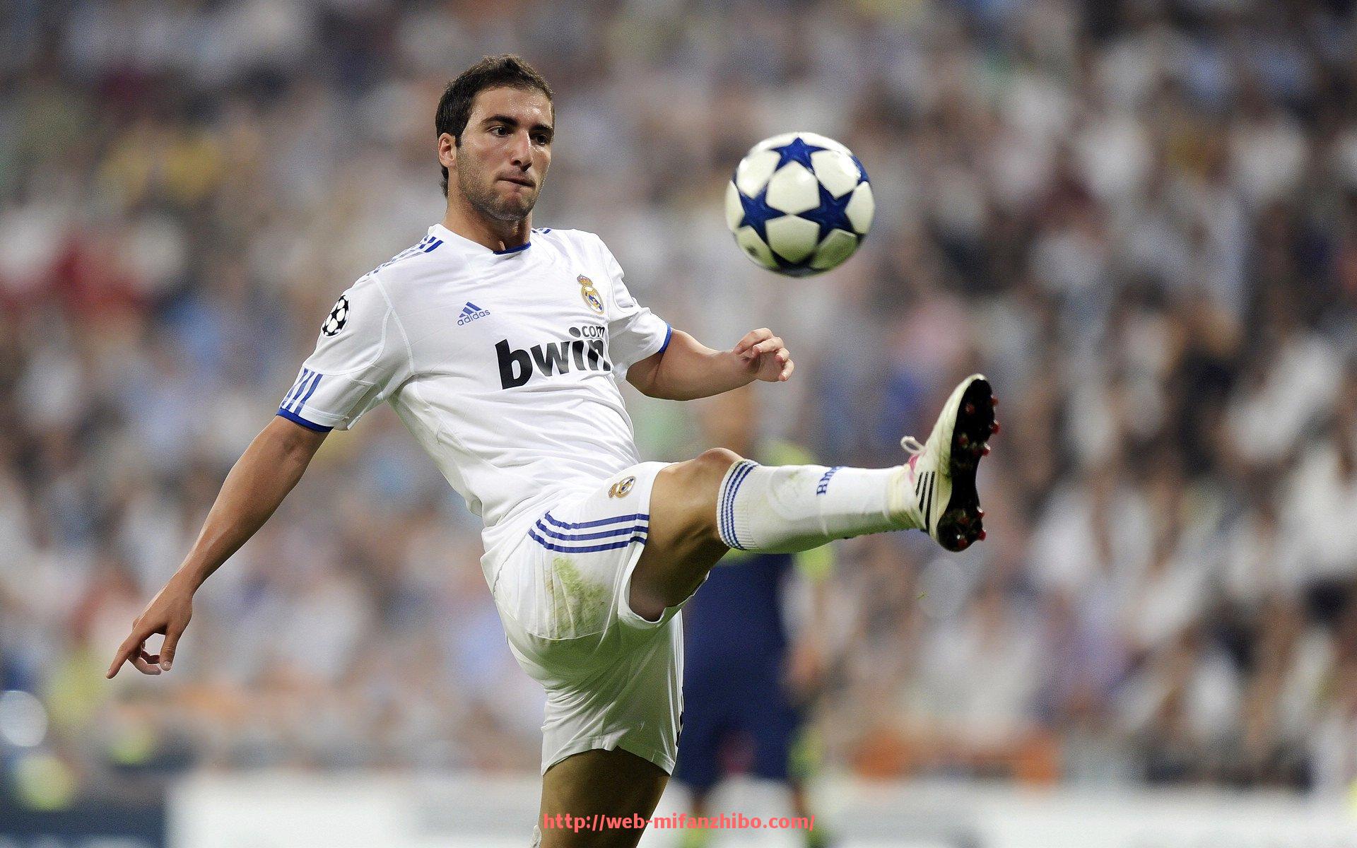 秘饭直播-欧冠切尔西对赛克拉斯：切尔西与赛克拉斯的欧冠对决分析与回放