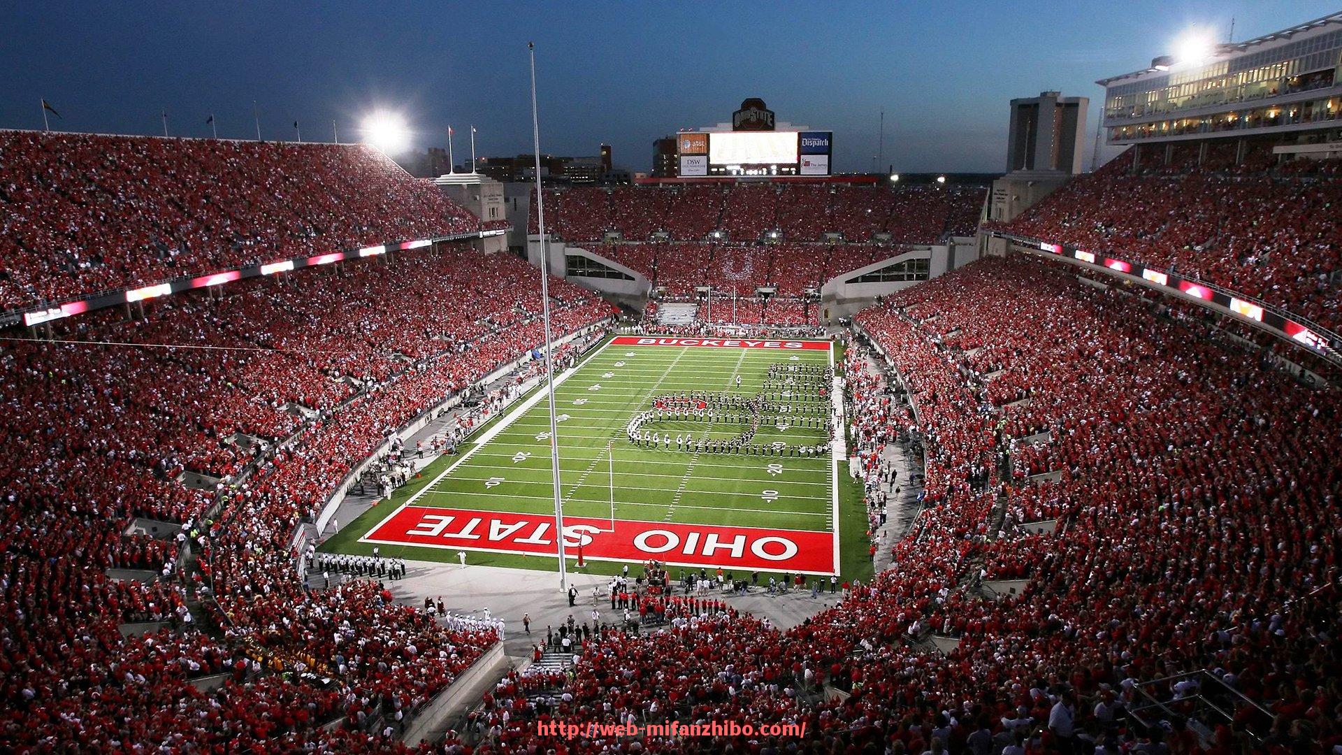 秘饭直播-欧冠颁奖录像回顾：奖杯交接、MVP颁发与荣耀瞬间