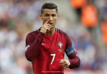 秘饭直播-家庭看球好去处：世俱杯亲子专区实地探访