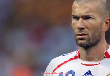 秘饭直播-赛事追踪专题：2025年世俱杯各阶段进展一览无余